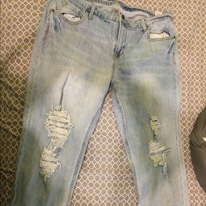 Woman’s old navy boyfriend jeans